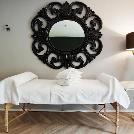 Hotel Boetiek Bonaparte Lochem 4*