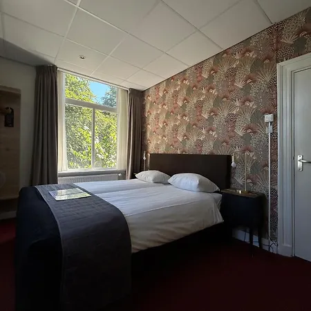 Отель Fletcher Boshotel De Lochemse Heuvels 4*