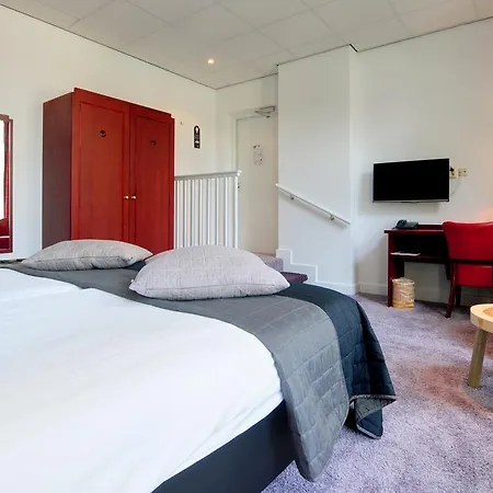 Fletcher Boshotel De Lochemse Heuvels Отель 4*