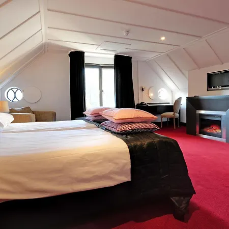 Fletcher Boshotel De Lochemse Heuvels Otel 4*