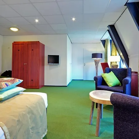 Fletcher Boshotel De Lochemse Heuvels Отель 4*